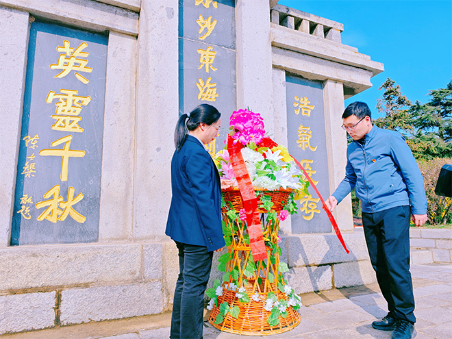 未标题-4.jpg 未标题-4.jpg